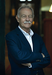 Eduardo Mendoza